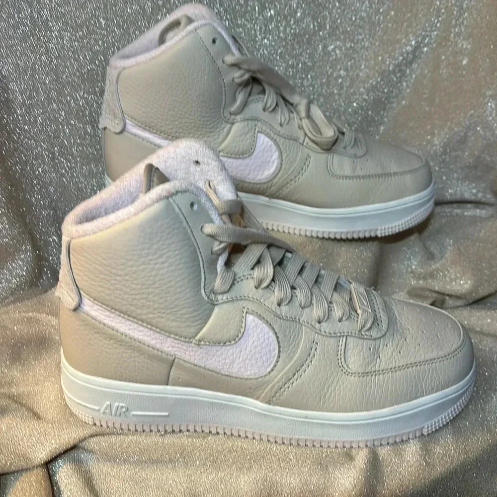 Nike these shoes